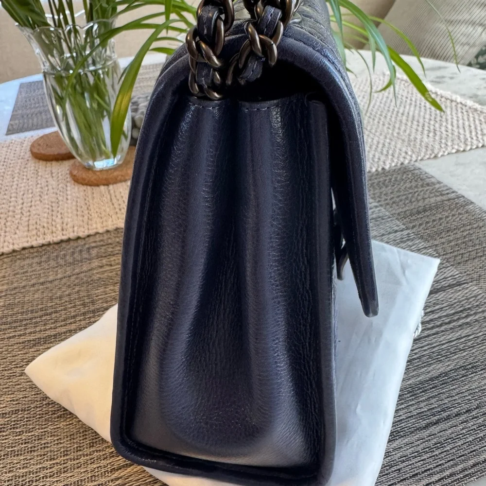 Coach Quilted Leather Shoulder Bag in Navy Blue with Gunmetal Chain - Picture 4 of 16